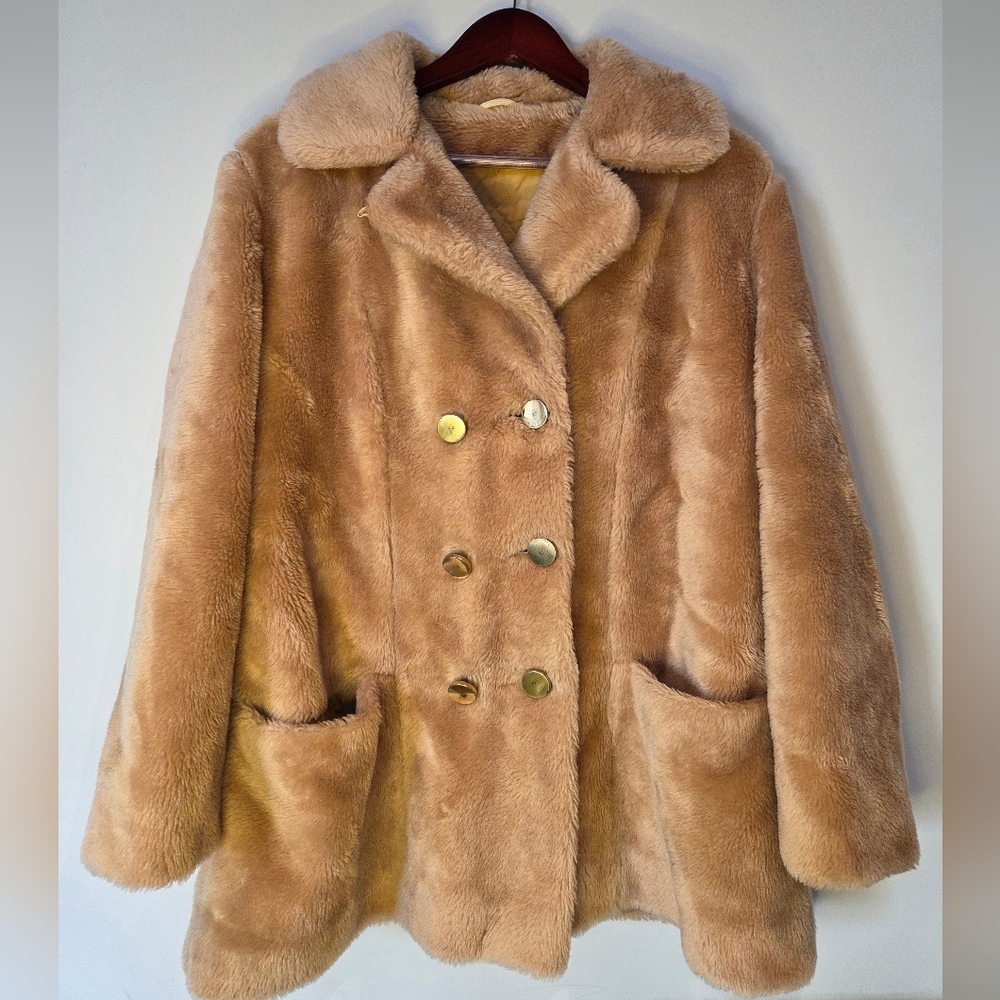 Vintage Sears Luxurious Tan Faux Fur Teddy Coat